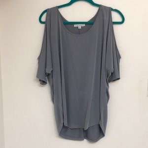Open shoulder top